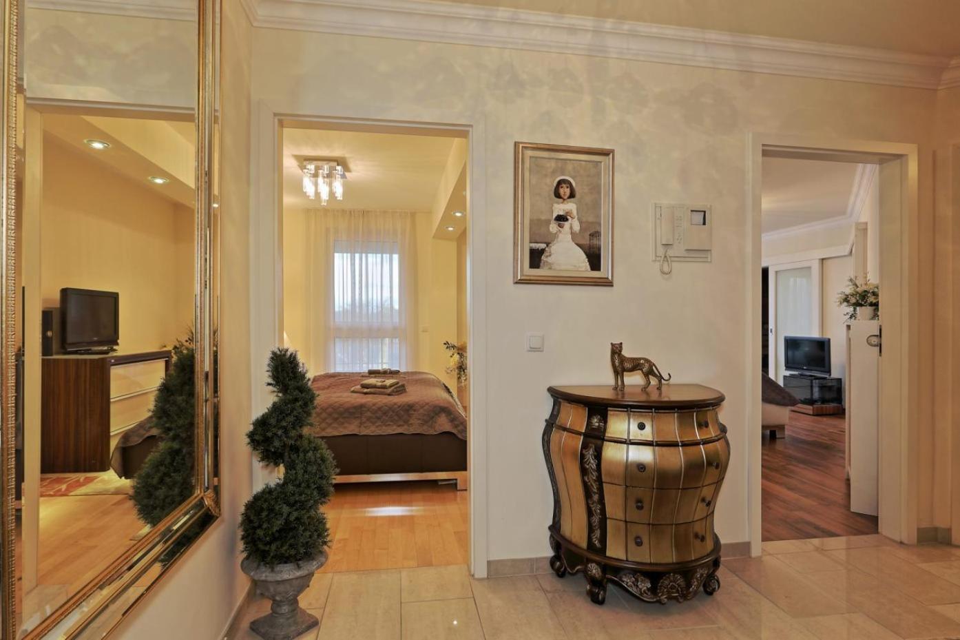 Penthouse Muelheim- Ruhr - Zentral - Edel - Luxus Pur Appartement Mülheim an der Ruhr Buitenkant foto